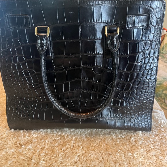 Black Michael Kors tote with imprinted alligator pattern - Picture 2 of 10